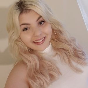 Meet your Posher, Annie